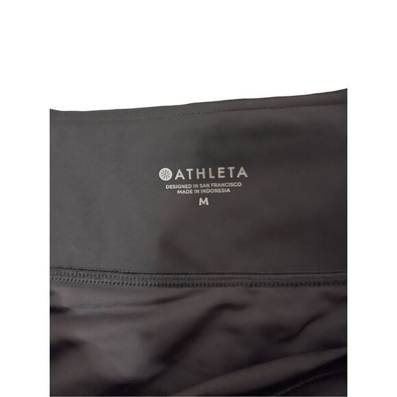 Athleta Camo Printed Running Free Short 3.5" in Black Multi Camo Size Medium - Picture 4 of 6